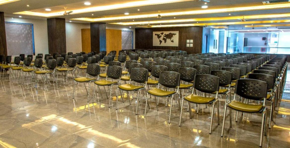 Hotel Shivalik - Mehsana Mahesana Екстер'єр фото