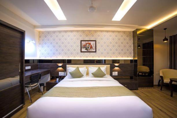 Hotel Shivalik - Mehsana Mahesana Екстер'єр фото