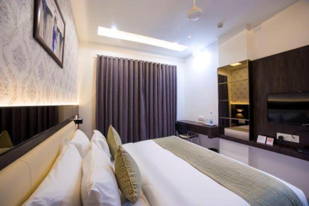 Hotel Shivalik - Mehsana Mahesana Екстер'єр фото